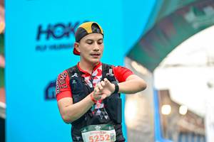 BIB: 5252, 
                            <button type="button" onclick="openModal(24883456)" class="btn btn-primary btn-sm float-right btn-popup" data-toggle="modal" data-target=".modal-high-quality">
                        <i class="fas fa-shopping-cart"></i> Add to Cart
                    </button>
                                            <button type="button" onclick="isThisMe(24883456, true)" class="btn btn-success btn-sm float-right btn-popup btn-isme hidden" data-toggle="tooltip" data-placement="bottom" title="นี่คือรูปของคุณใช่ไหม คลิกที่นี่เพื่อเอาเข้าอัลบั้ม">
                        <i class="fas fa-plus"></i> Add to album
                    </button>
                    <button type="button" onclick="isThisMe(24883456, false)" class="btn btn-warning btn-sm float-right btn-popup btn-isnotme hidden">
                        <i class="fas fa-ban"></i> Remove from album
                    </button>